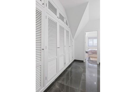 Segunda Mano - Chalet - San Juan Alicante - Frank Espinós