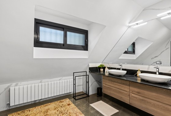 Segunda Mano - Chalet - San Juan Alicante - Frank Espinós