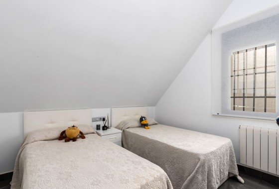 Segunda Mano - Chalet - San Juan Alicante - Frank Espinós