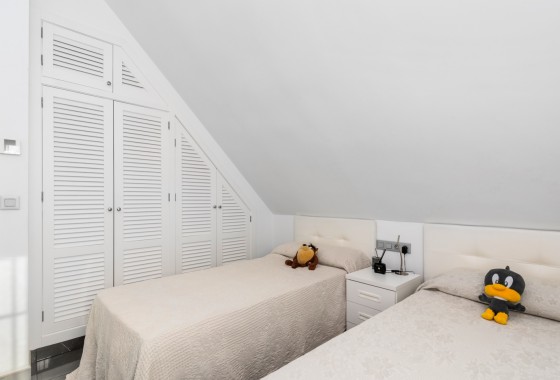 Segunda Mano - Chalet - San Juan Alicante - Frank Espinós