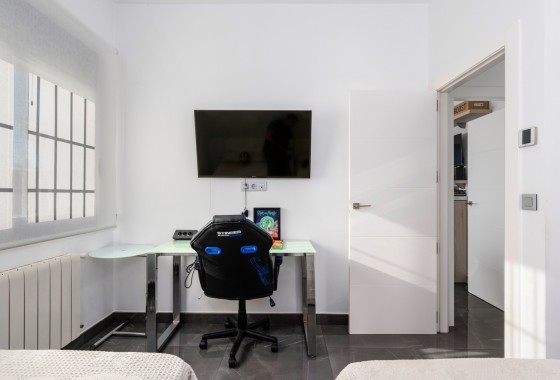 Segunda Mano - Chalet - San Juan Alicante - Frank Espinós