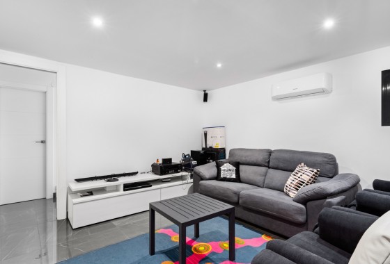 Segunda Mano - Chalet - San Juan Alicante - Frank Espinós