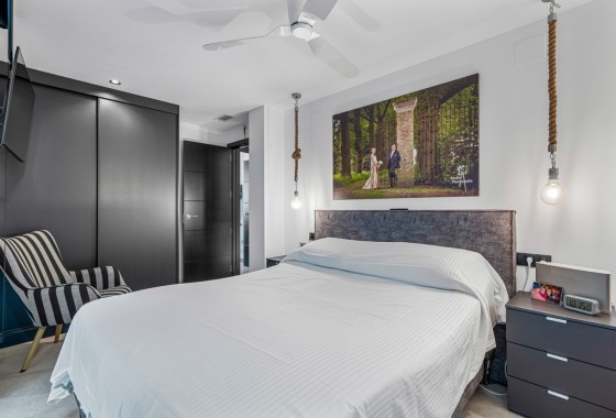 Resale - Apartment - Formentera del Segura