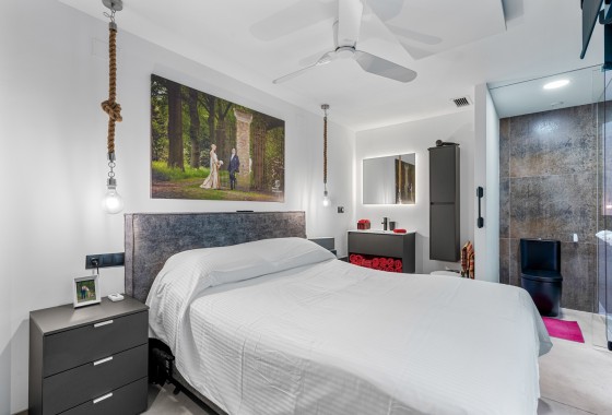 Resale - Apartment - Formentera del Segura