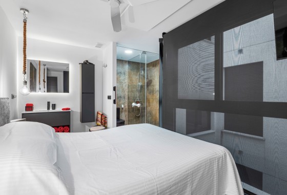 Resale - Apartment - Formentera del Segura