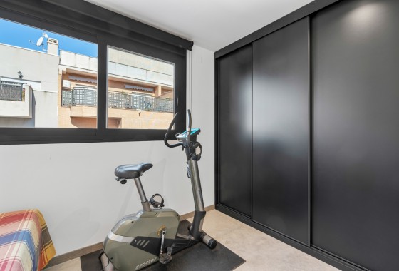 Resale - Apartment - Formentera del Segura