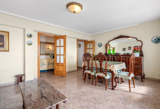 Resale - Apartment - Torrevieja
