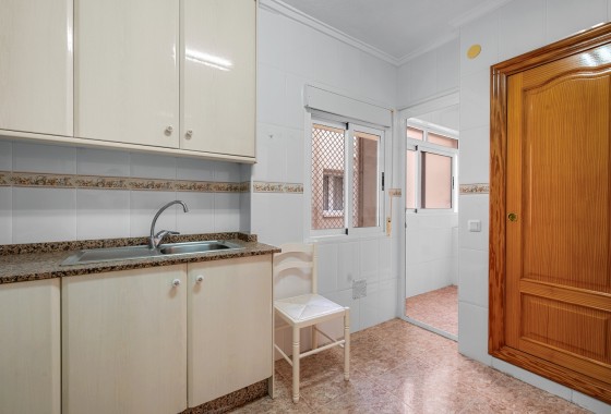 Resale - Apartment - Torrevieja