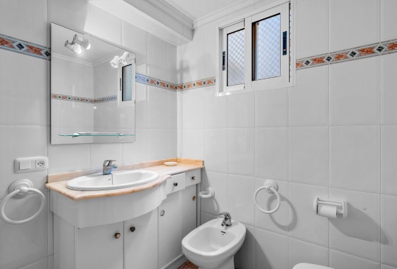 Resale - Apartment - Torrevieja