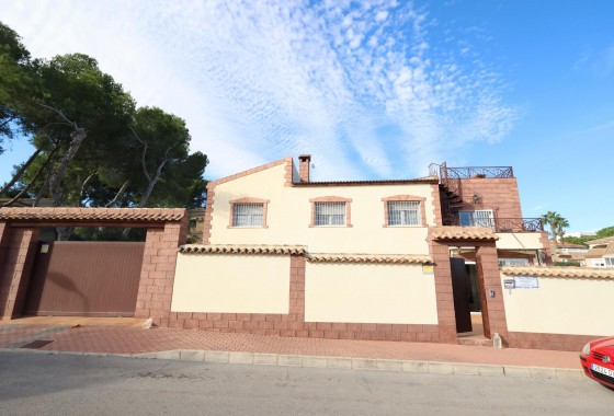 Revente - Villa - Torrevieja - Los Balcones - Los Altos del Edén