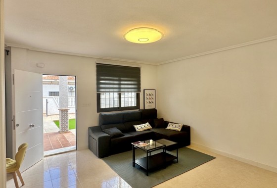 Resale - Townhouse - San Miguel de Salinas