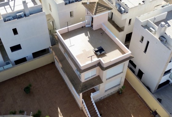 Revente - Villa - Orihuela Costa - Villamartín