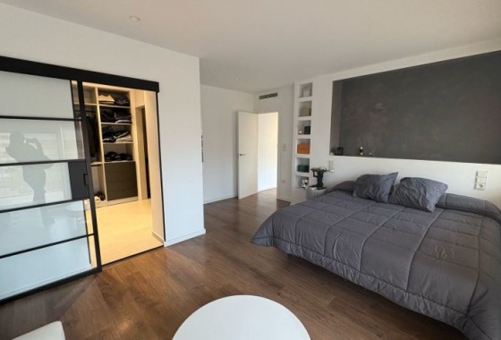 Revente - Appartement - Elche