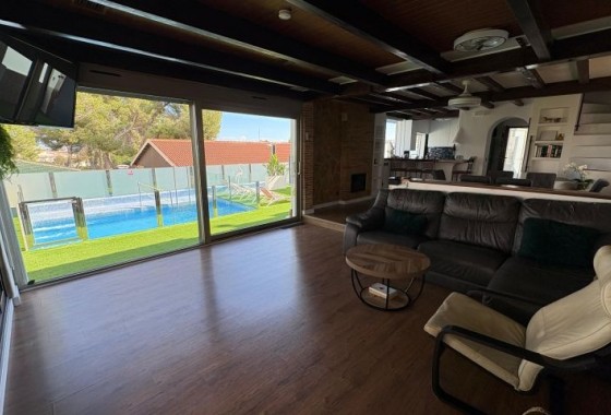 Revente - Villa - Orihuela Costa