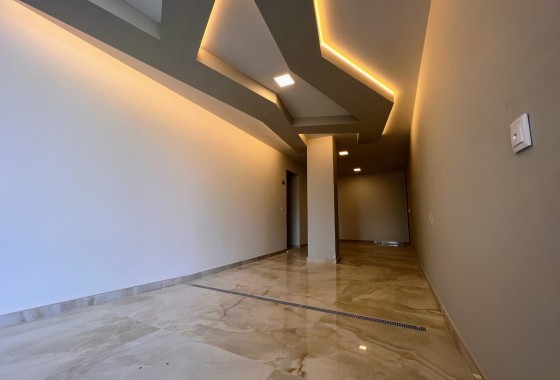 New Build - Apartment - Los Altos