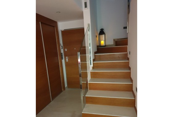 Segunda Mano - Chalet - El Raso