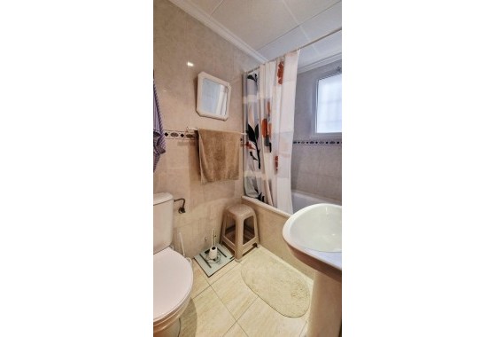Resale - Apartment - Torrevieja - torrevieja