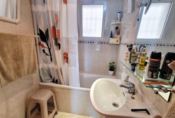 Resale - Apartment - Torrevieja - torrevieja