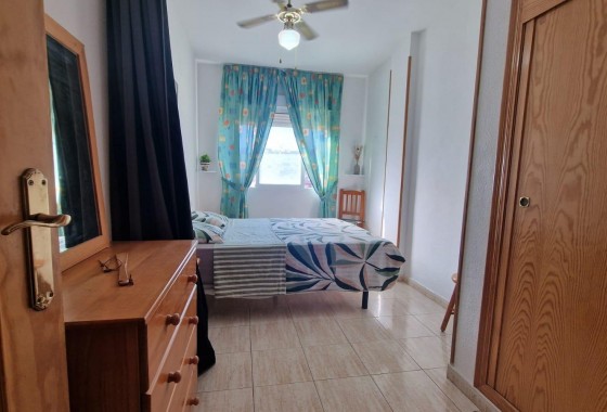 Resale - Apartment - Torrevieja - torrevieja