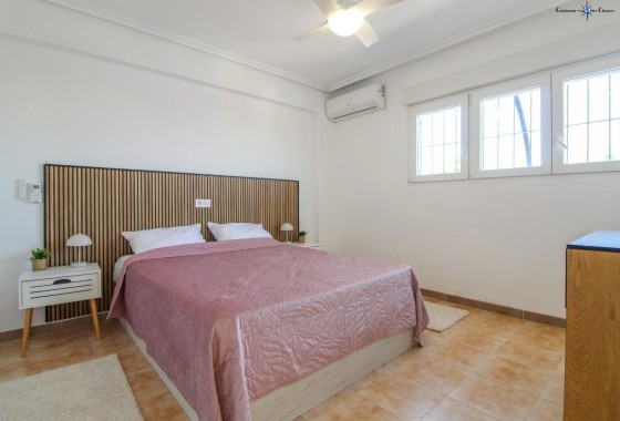 Revente - Appartement - Orihuela Costa - Desamparados-Hurchillo-Torremendo