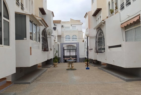 Segunda Mano - Apartamento - Torrevieja - Acequion
