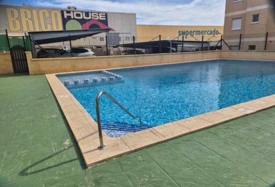 Revente - Appartement - Torrevieja - Aguas nuevas 1