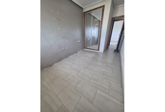 Revente - Appartement - Torrevieja - Aguas nuevas 1
