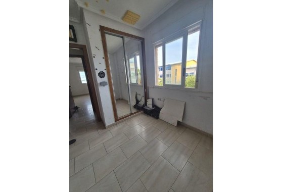 Revente - Appartement - Torrevieja - Aguas nuevas 1