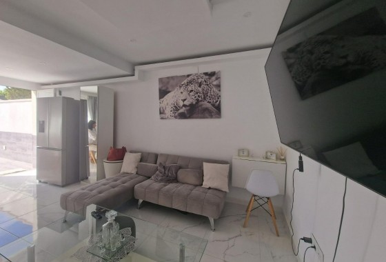 Revente - Villa - Torrevieja - Paseo maritimo