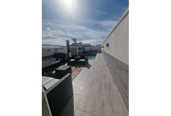 Revente - Villa - Torrevieja - Paseo maritimo