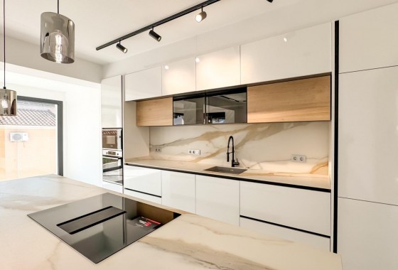 Revente - Villa - Torrevieja - Los balcones