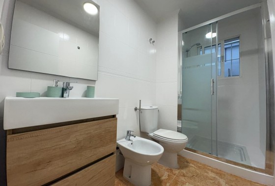 Revente - Bungalow - Torrevieja - Paseo maritimo