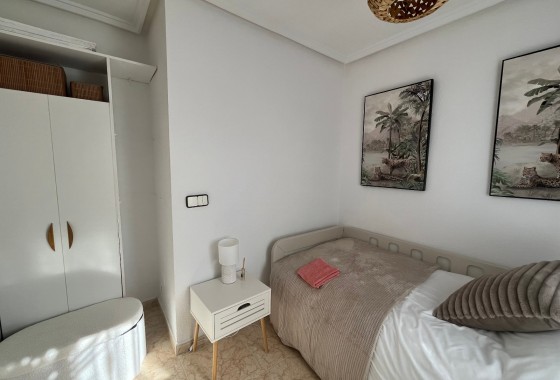 Segunda Mano - Quad House - Punta Prima - Serena