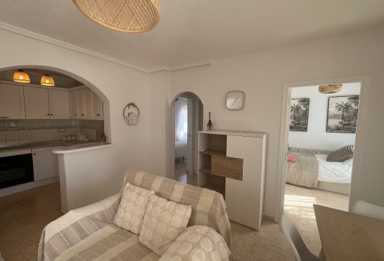 Segunda Mano - Quad House - Punta Prima - Serena