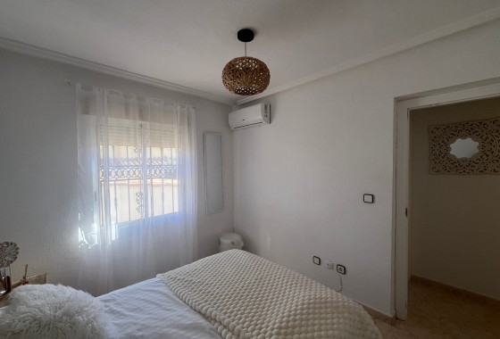 Segunda Mano - Quad House - Punta Prima - Serena