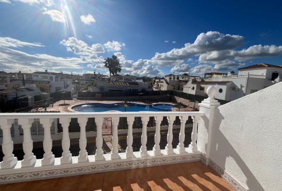 Segunda Mano - Quad House - Punta Prima - Serena