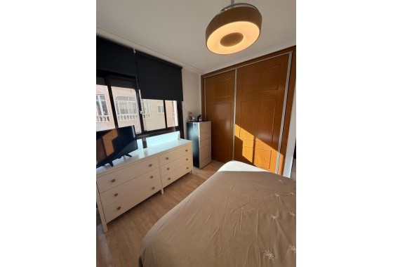 Resale - Apartment - Torrevieja - torrevieja