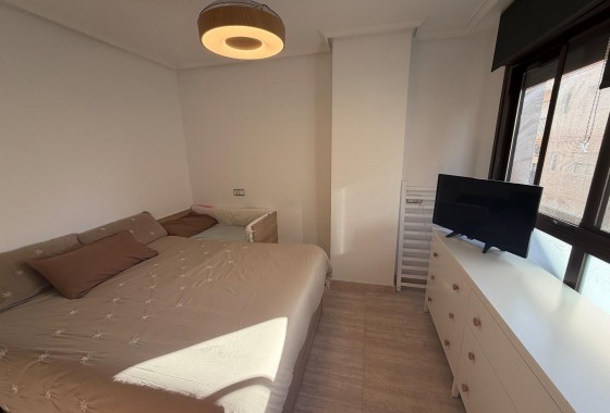 Resale - Apartment - Torrevieja - torrevieja