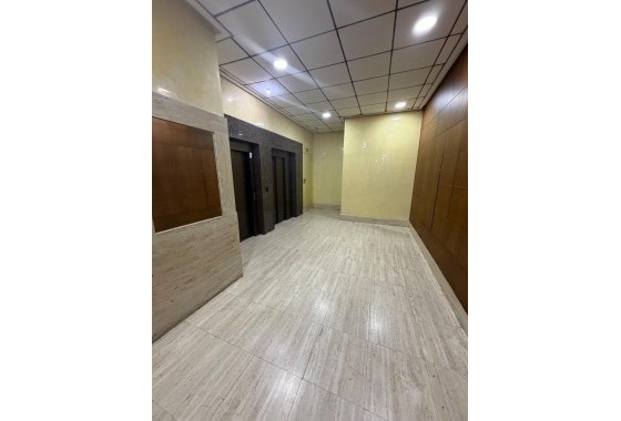 Resale - Apartment - Torrevieja - torrevieja