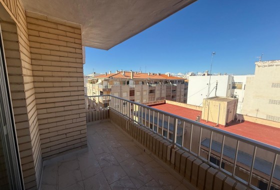 Segunda Mano - Apartamento - Torrevieja - Playa del cura