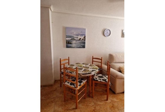 Revente - Appartement - Torrevieja - Centro