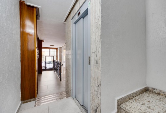 Revente - Appartement - Torrevieja - Centro