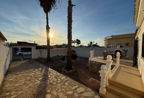 Revente - Villa - Torrevieja - San luis