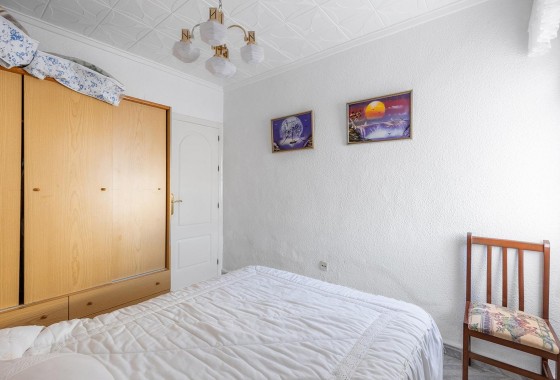 Resale - Bungalow - Torrevieja - La Siesta - El Salado - Torreta