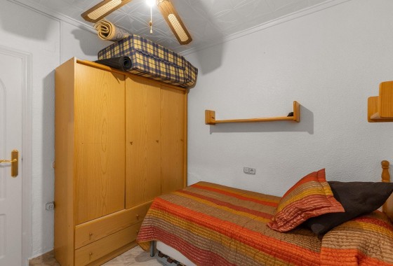 Resale - Bungalow - Torrevieja - La Siesta - El Salado - Torreta