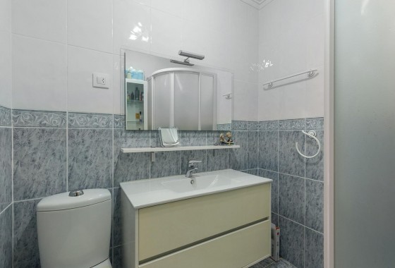 Resale - Bungalow - Torrevieja - La Siesta - El Salado - Torreta