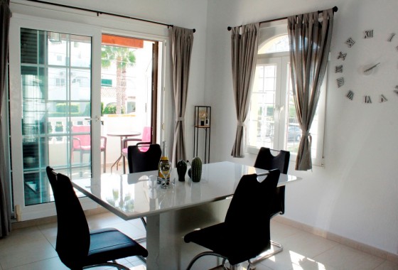 Revente - Villa - Orihuela Costa - Villamartin Fortuna