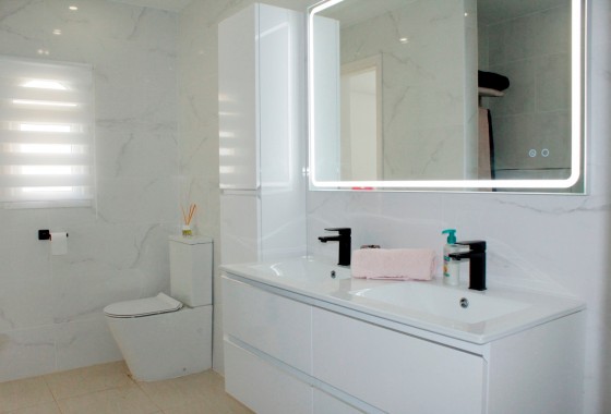 Revente - Villa - Orihuela Costa - Villamartin Fortuna