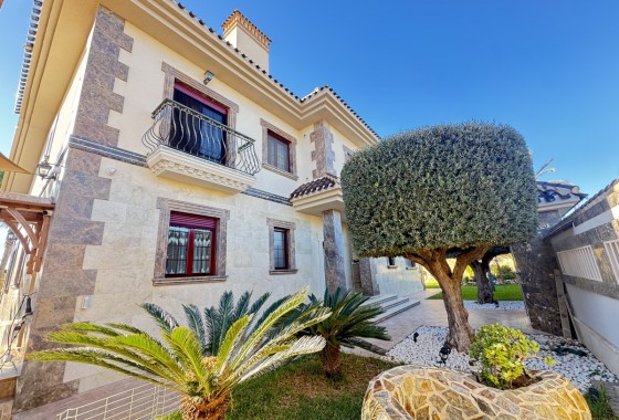 Revente - Villa - Orihuela Costa - Cabo Roig