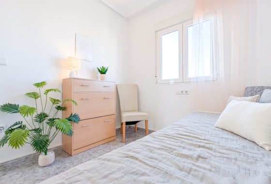 Segunda Mano - Apartamento - Torrevieja - Nueva Torrevieja - Aguas Nuevas